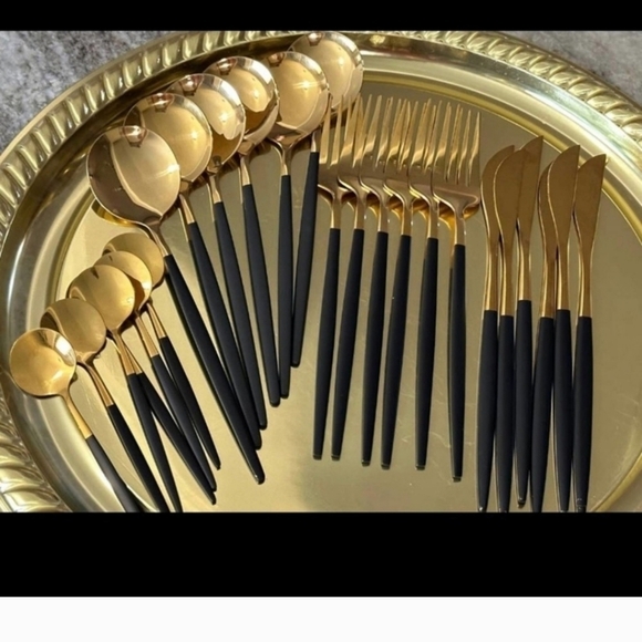 - -New 24 pieces stainless steel cutlery silverware,flatware dinning set - Picture 2 of 5